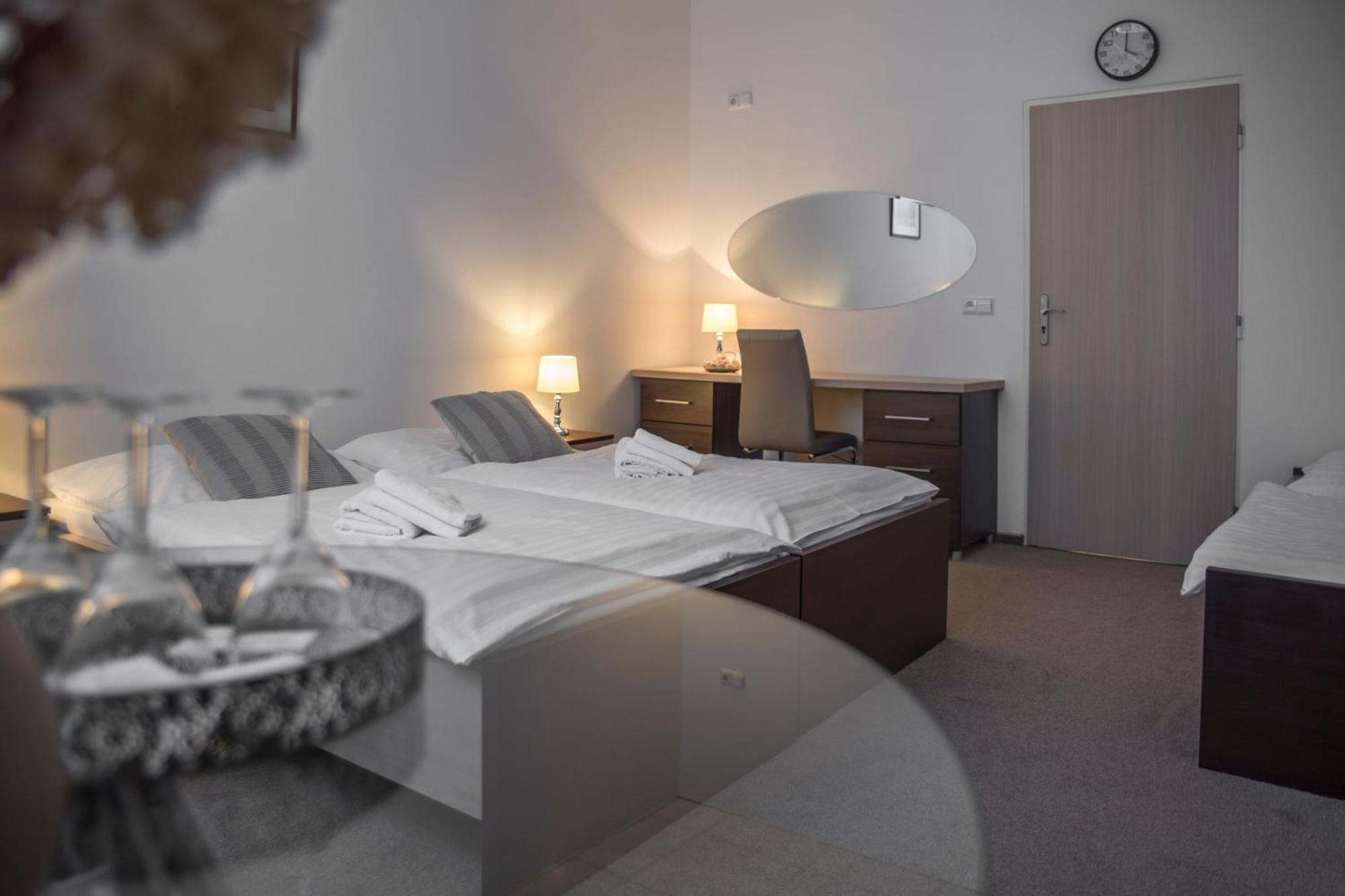 Classic Apartmany ชีเนตส์ ภายนอก รูปภาพ